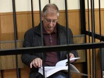 Григорию Слабикову продлили домашний арест