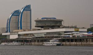 Правительство РФ сэкономит 27 млрд рублей на строительстве гостиниц для мундиаля