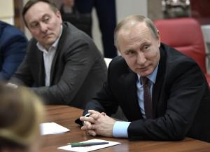 Владимир Путин дал совет регионам, как снизить стоимость жилья