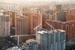 Минстрой повысил стоимость жилья в 12 регионах России