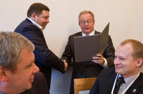 DKSPB_111012_0275