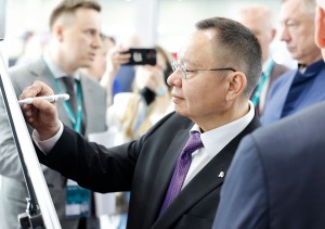 Площадка «Я — строитель будущего!» представила строительную отрасль на KazanForum