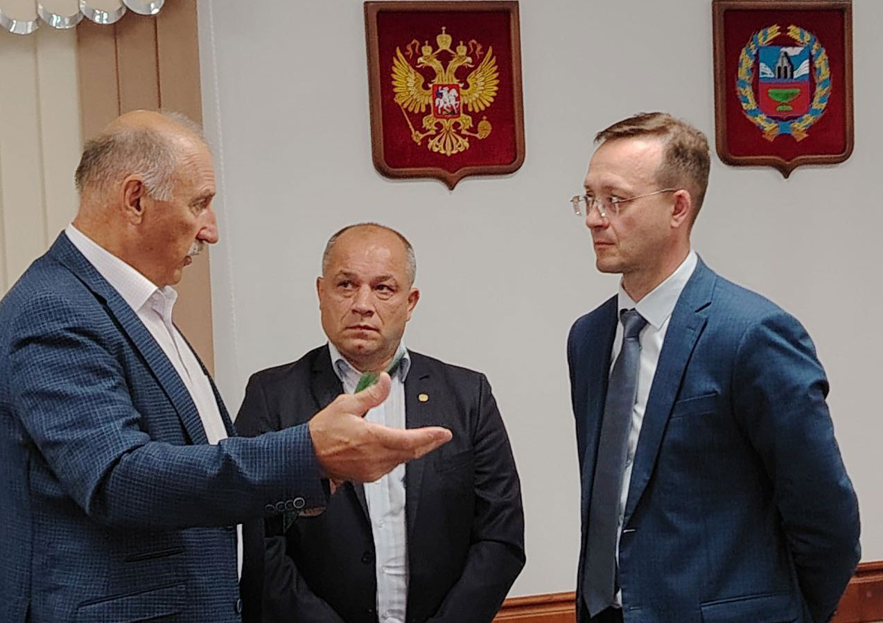 В Алтае с 2025 года по-новому рассчитают тарифную ставку для рабочих I разряда