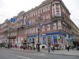 В Санкт-Петербурге основные арендаторы недвижимости —  банки, магазины и салоны красоты
