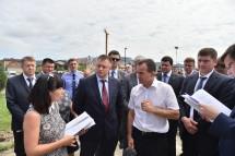 Губернатор Кубани проинспектировал в Сочи проблемные новостройки