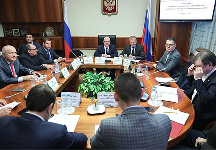 Минстрой и Комитет Госдумы по строительству и ЖКХ обсудили бюджет до 2026 года