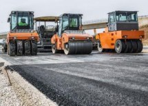 На ремонт и строительство новых дорог в регионах выделено почти 5 млрд рублей
