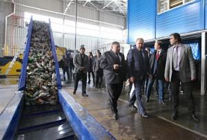 Глава Минстроя открыл мусоросортировочный завод в Иваново