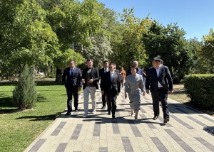 Ирек Файзуллин отметил успехи Калмыкии в создании комфортной городской среды
