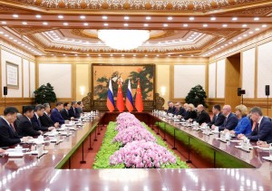 Россия и Китай договорились готовить специалистов для работы в полярных водах