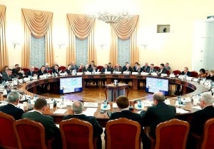 Сергей Пахомов: в сфере ЖКХ вопрос развития кадрового потенциала стоит наиболее остро