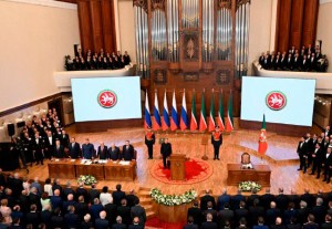 Глава Минстроя поздравил главу Татарстана с вступлением в должность
