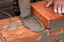 Среднеоптовые цены на цемент в России за июнь выросли на 0,5%